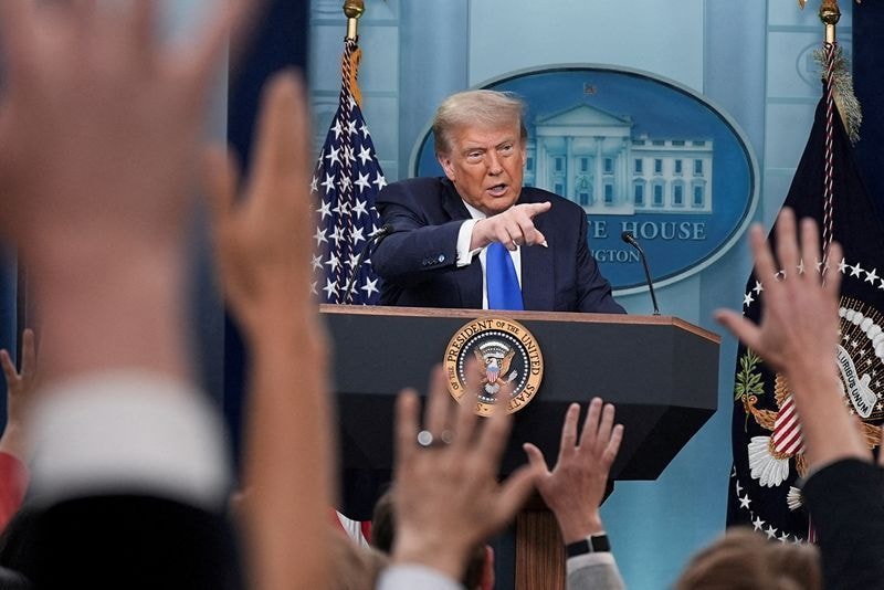 CNN consegue acesso à Casa Branca após ordem judicial