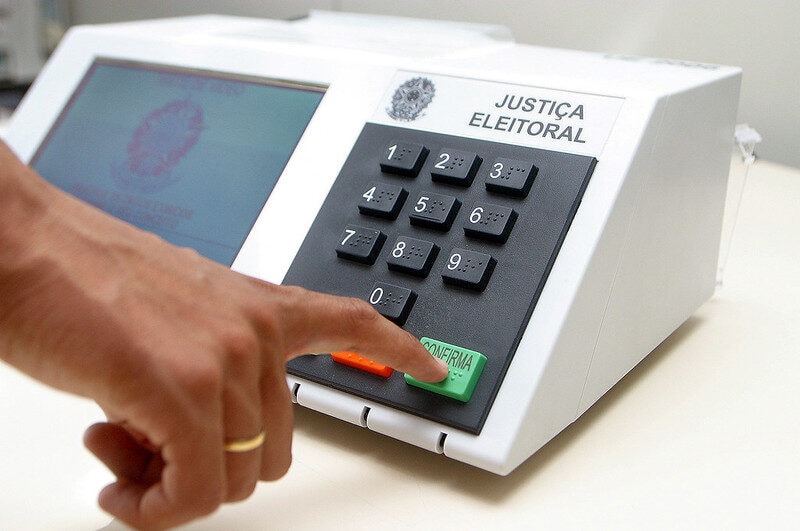 Por que Rondônia deu vitória total a Flávio Bolsonaro, mas teve maior salto de votos para Lula no Norte?