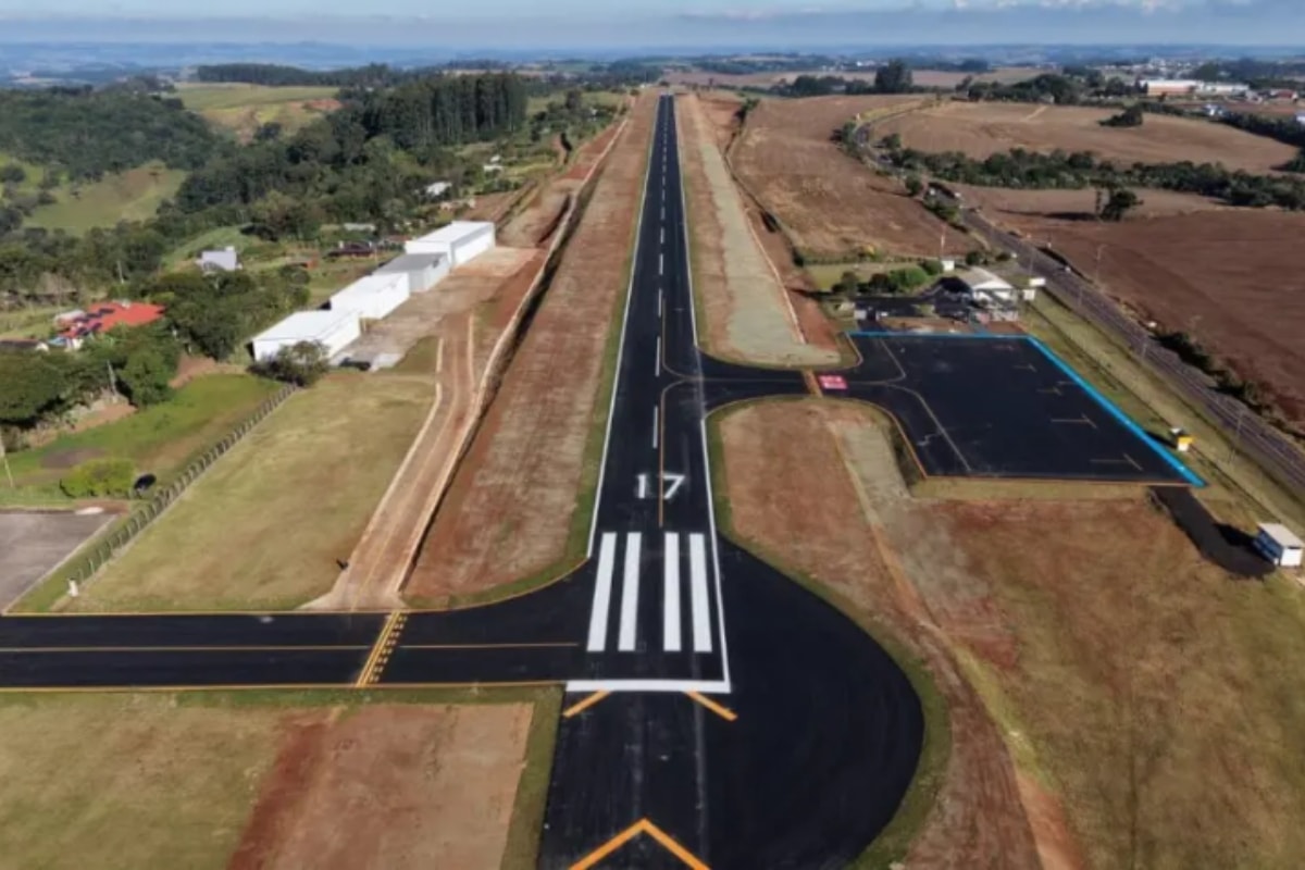 Aeroporto estratégico de SC tem voos liberados após obra milionária