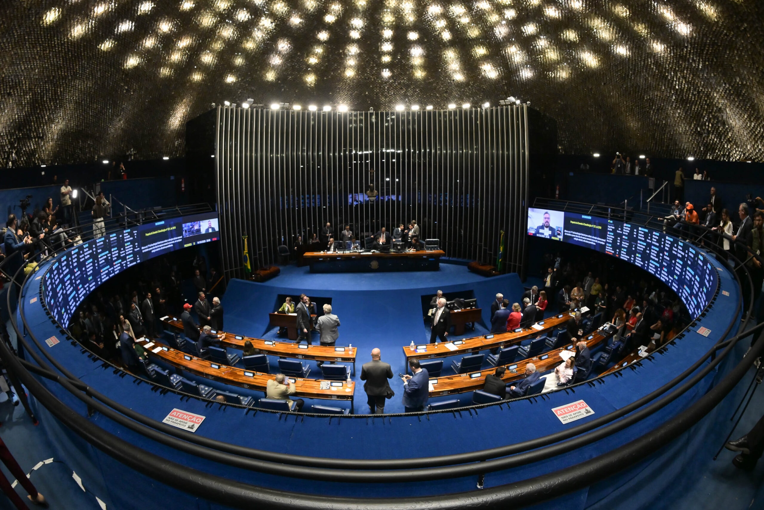 PEC da Segurança: oposição propõe diminuir maioridade penal para 14 anos