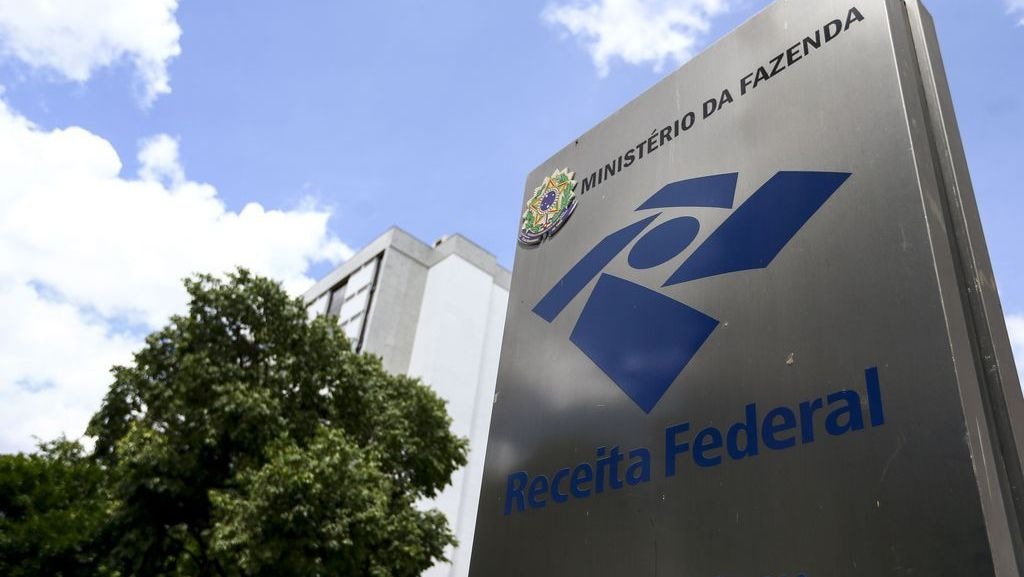Petróleo atinge máxima de cinco meses com novas tensões no Oriente Médio