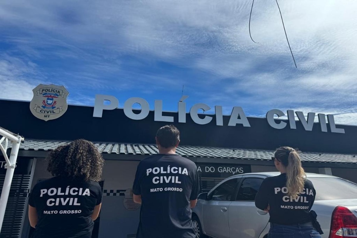 Homem é preso por perseguir vizinho gay: “Vou te matar”