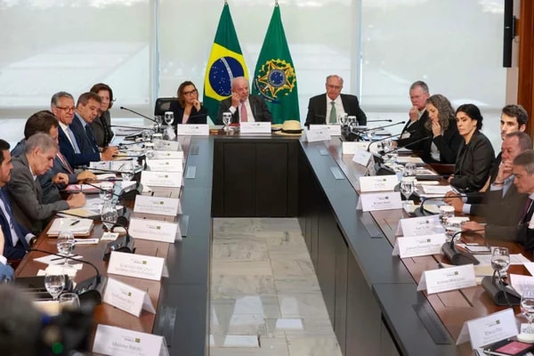 Lula avalia medida anti-bets para antes das eleições; veja detalhes