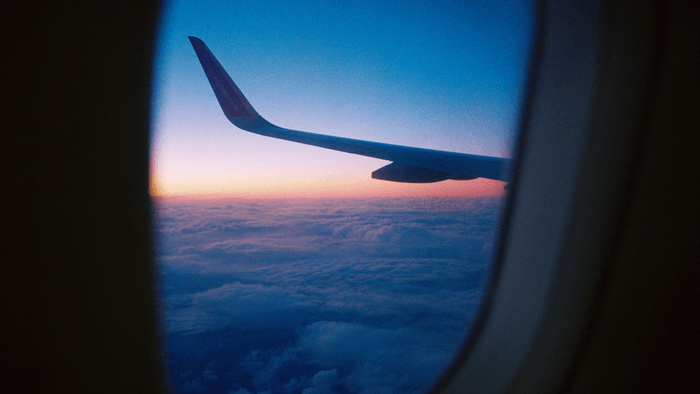 Vai viajar? Entenda como aumento de imposto nos cigarros afeta o setor aéreo