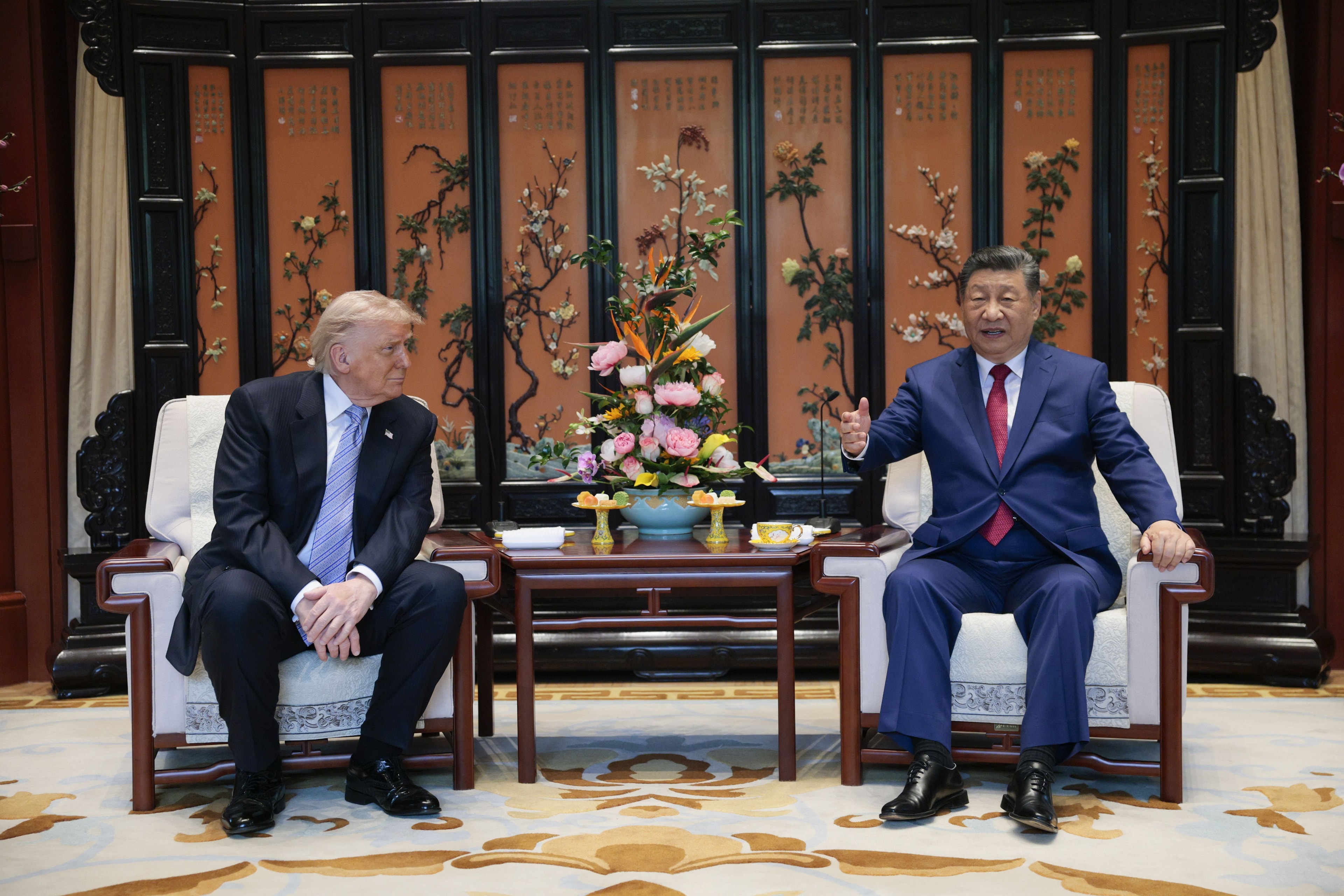 Xi Jinping visitará EUA após “reunião histórica” com Trump, diz China