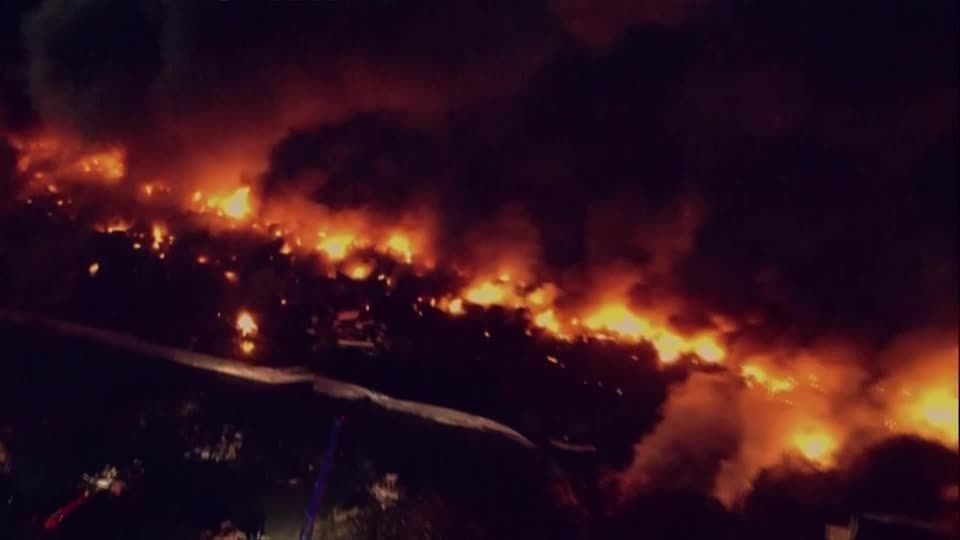 Vídeo: grande nuvem vermelha aparece na Rússia após tempestade