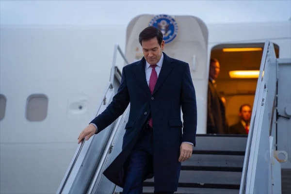 Marco Rubio critica expulsão de Balogun na Copa: "Foram prejudicados"