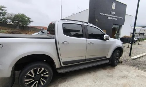 Operação policial apreende veículo de luxo em Jequié