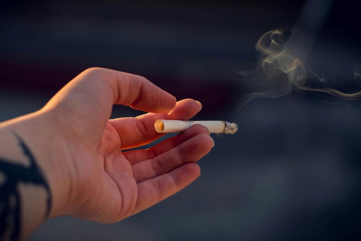 Receita notifica empresas de cigarro que devem R$ 25 bilhões