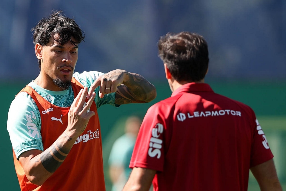 Gustavo Gómez tem lesão na coxa e desfalca Palmeiras na Copa do Brasil