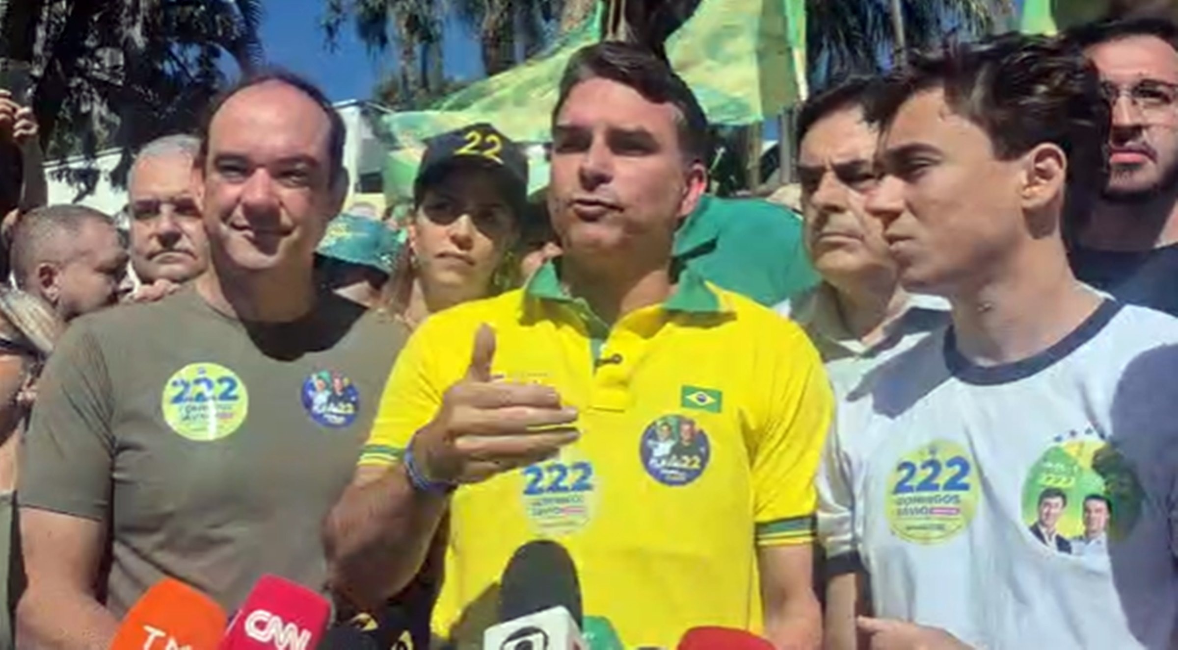 Flávio ataca "Marcolão" e família de Lula: "Portas abertas em vários ministérios"