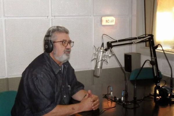Morre o jornalista João Garcia após luta contra doença inflamatória