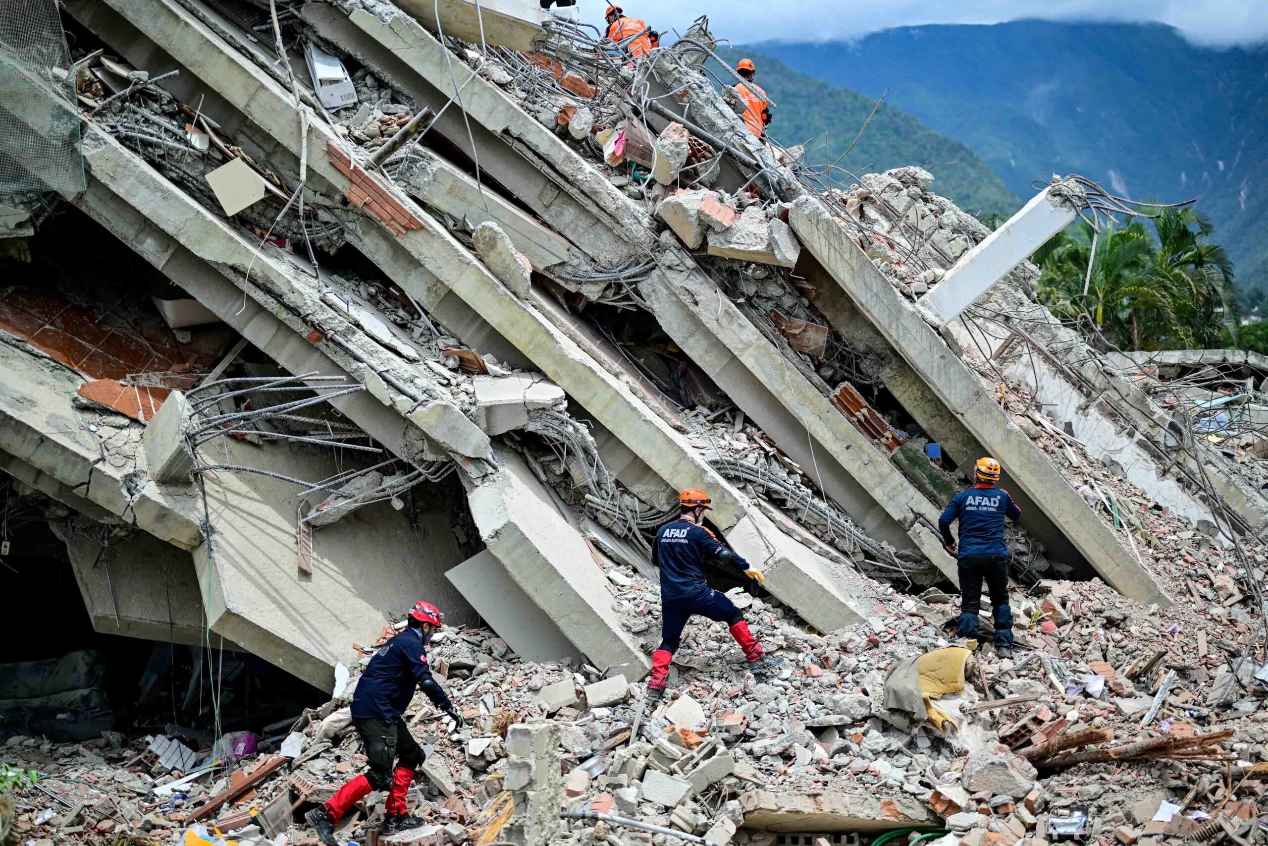 Mortes provocadas por terremotos na Venezuela chegam a 3.889 mil