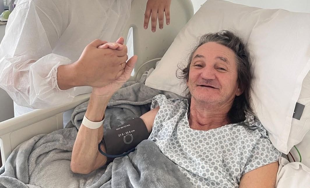 Marquito tem alta após dois meses internado por acidente de moto