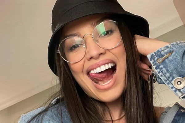 Juliette comenta amizade com Anitta e diz: “Não olha no meu olho”