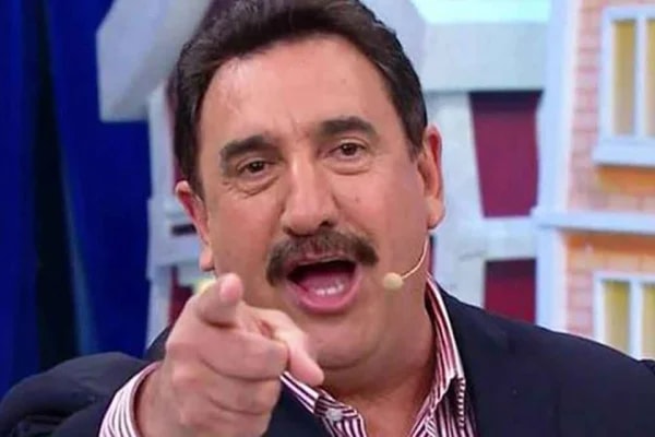 Presidente do SBT promete conversar com Ratinho após fala homofóbica