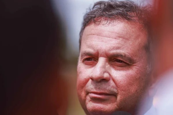 Marinho se reúne com Gilmar e diz que Flávio quer ter interlocução com STF