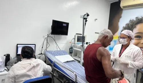 Exame de endoscopia é oferecido gratuitamente em Salvador