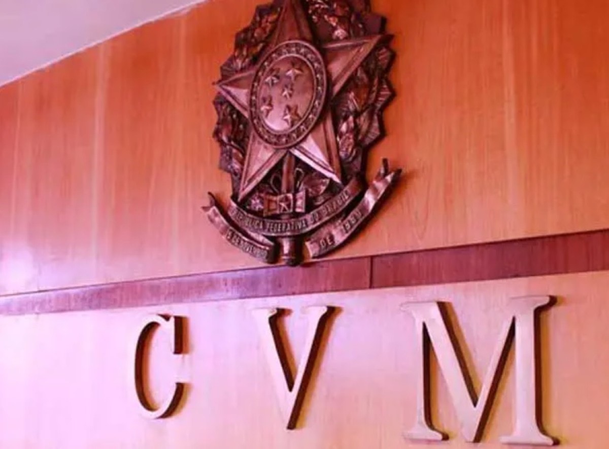 Dino dá 90 dias para União revisar regras da CVM após falhas em caso Master