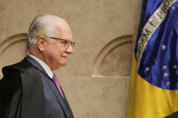 Advogado de Vorcaro pede audiência com Fachin para discutir recurso