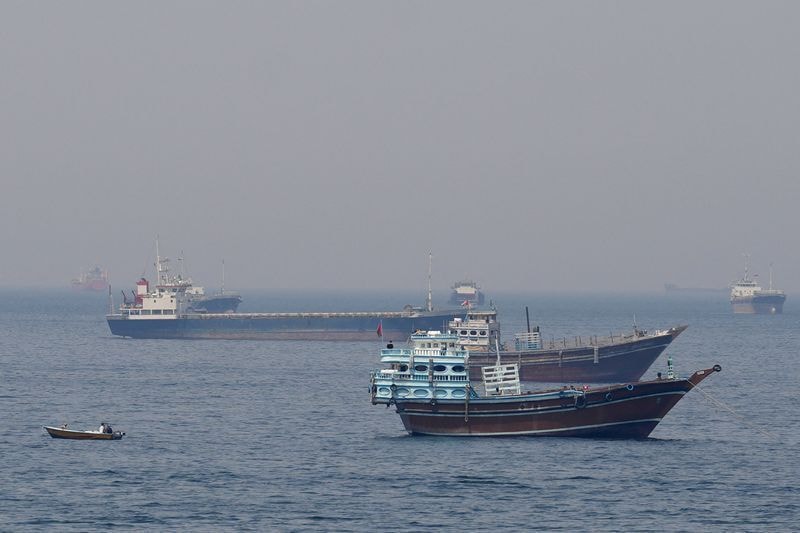 Parlamentares do Irã discutem lei para proibir navios “hostis” em Ormuz