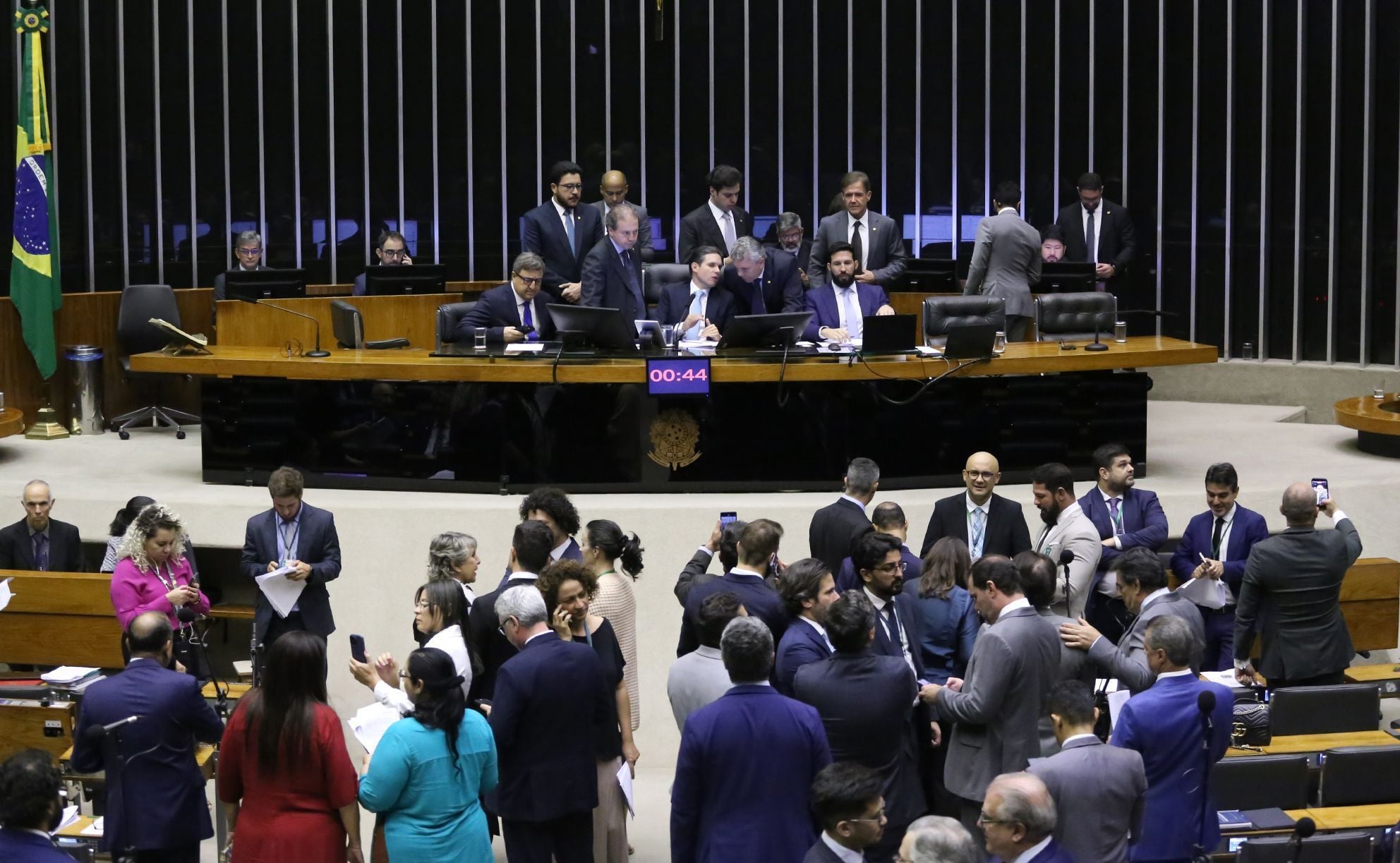 Quaest: Moro lidera disputa pelo governo do Paraná no 1º e 2º turnos