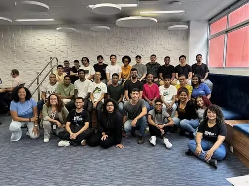 Ford abre 80 vagas para curso gratuito de programação em Salvador