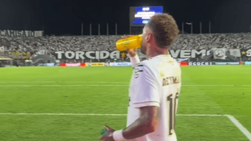 Anunciado no time de Vini Jr, Zé Rafael alfineta Santos: “Vou passar longe”