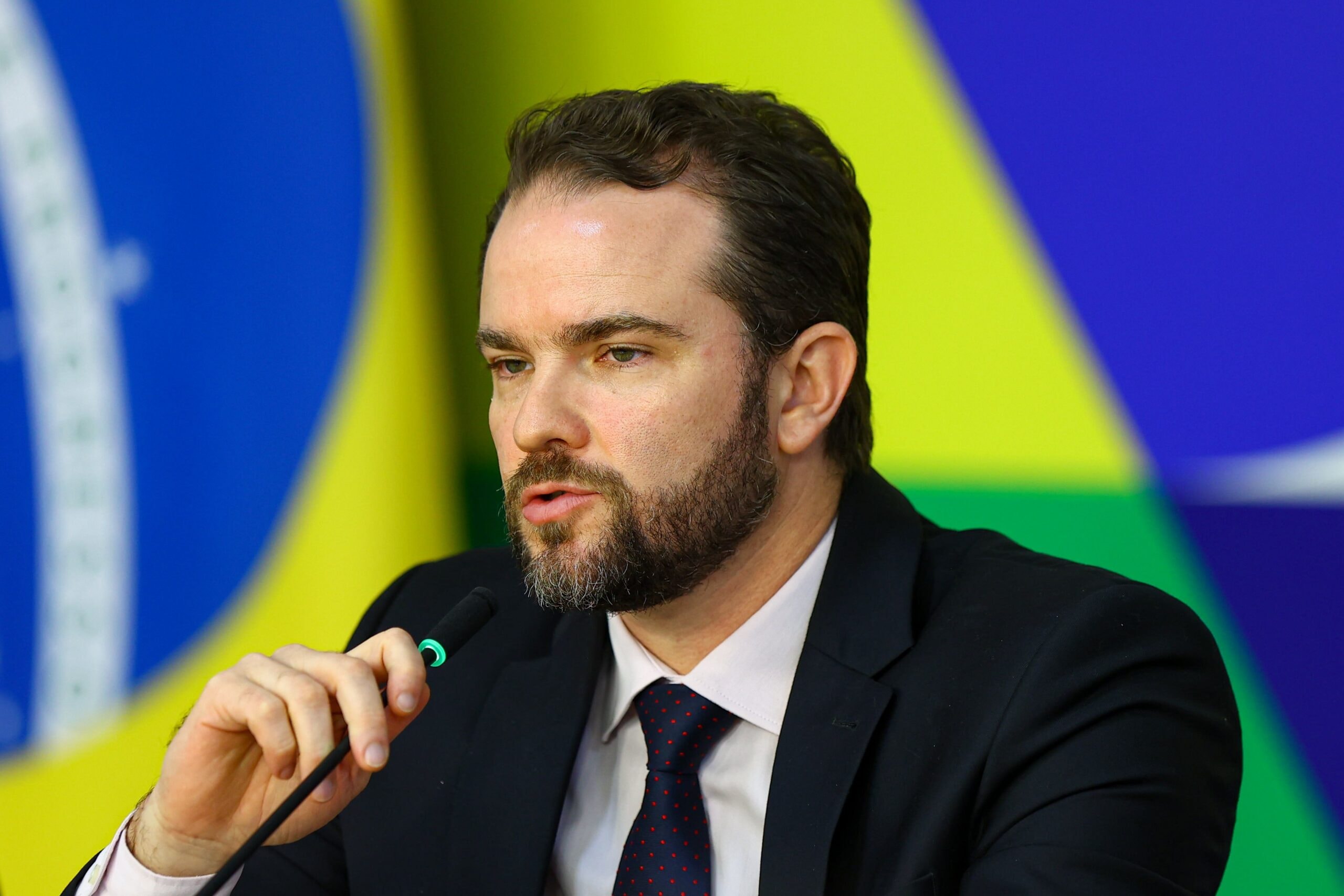Desenrola 2.0 já renegociou R$ 10 bilhões em dívidas, diz Durigan