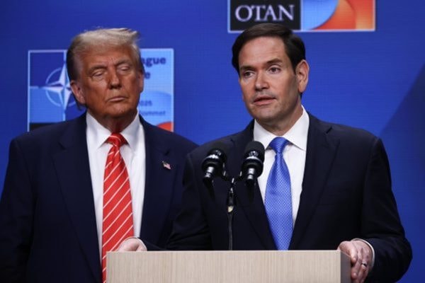 Trump cobra que aliados sigam EUA e classifiquem 24 grupos como terroristas