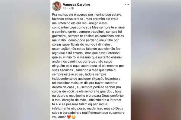 "Mãe te avisou": mulher lamenta morte de filho após roubar delegado