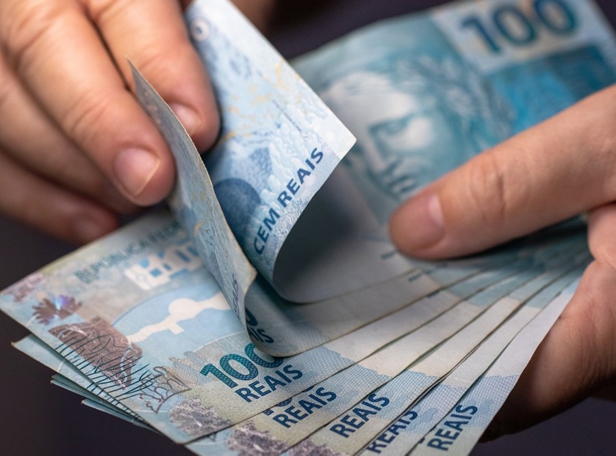 Tesouro IPCA+ cai na contramão do exterior em dia de leilão e após compras de fundos