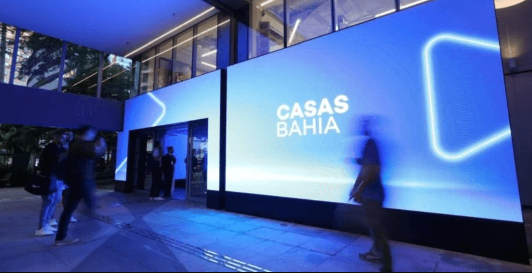 Quem afundou a Casas Bahia: Juros, dívida, bets ou erros de estratégia?