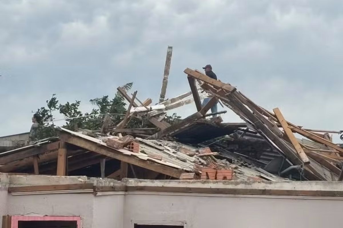 Três cidades de SC decretam situação de emergência após temporal