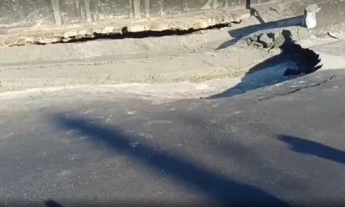 Cratera interdita trecho da BR-324 entre Salvador e Feira de Santana
