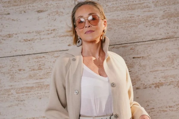 Sharon Stone diz que deixou de usar maconha após derrame: "Morrendo'