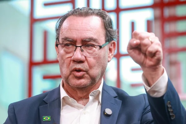 Após surpreender em pesquisas, Augusto Cury tem evento em BH, nesta terça