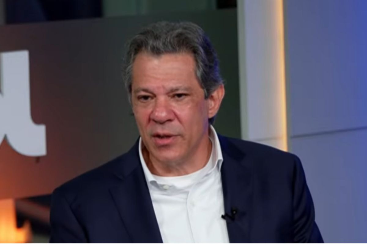 "Se Flávio for eleito, Vorcaro não fica na cadeia", dispara Haddad