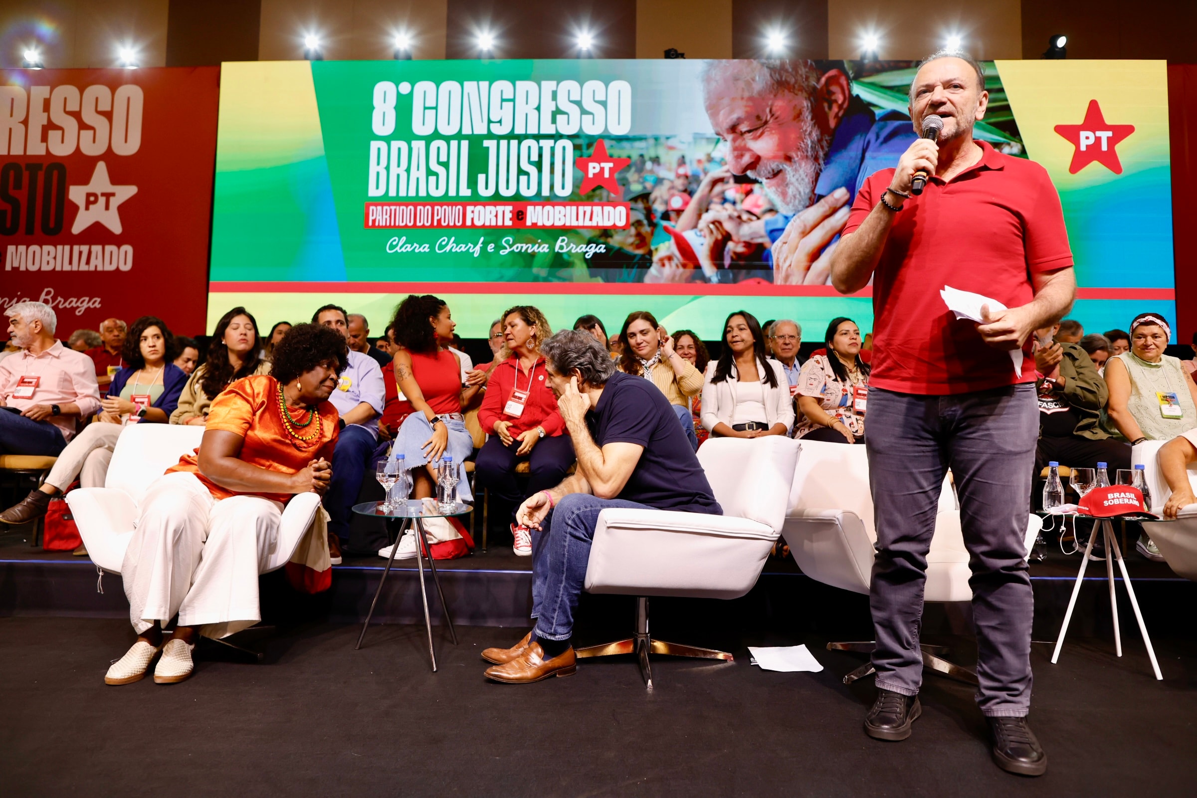 PT contabiliza 12 palanques de Lula em 2026