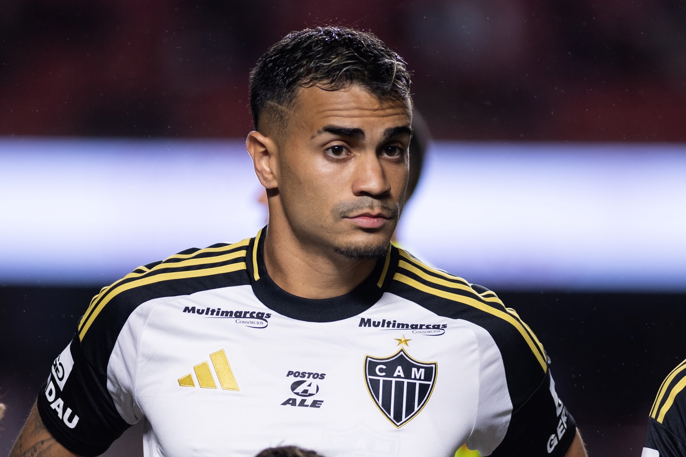 Reinier se posiciona após xingar explicitamente torcedor na Arena MRV