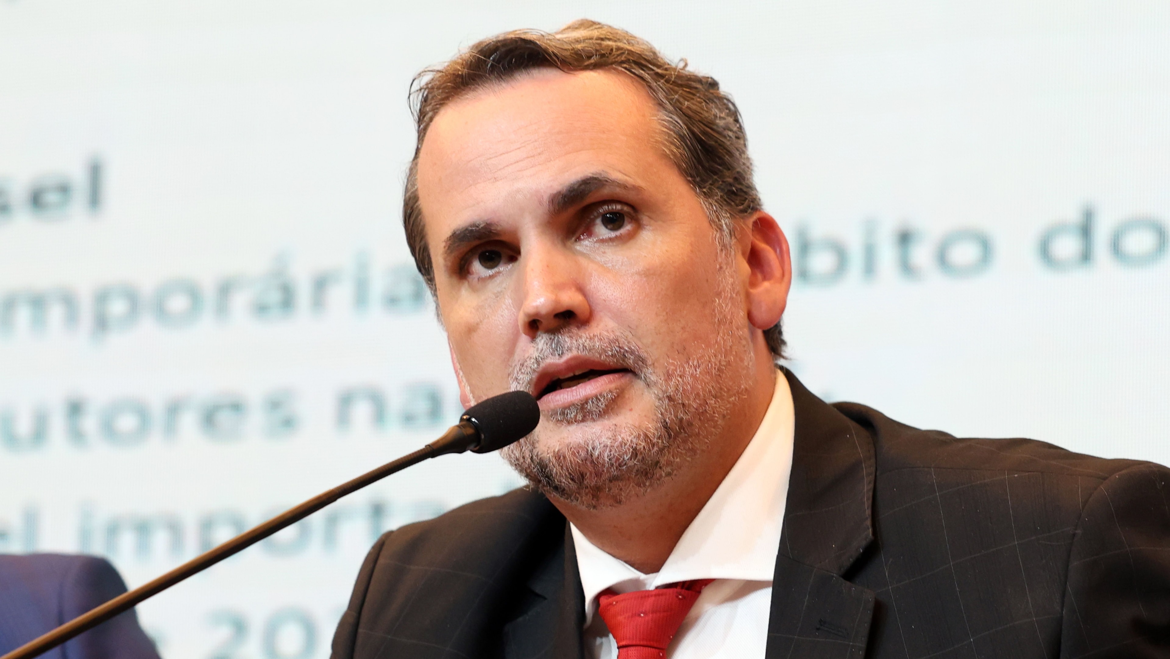 Aporte de R$ 6 bilhões aos Correios é para reestruturação, diz Moretti
