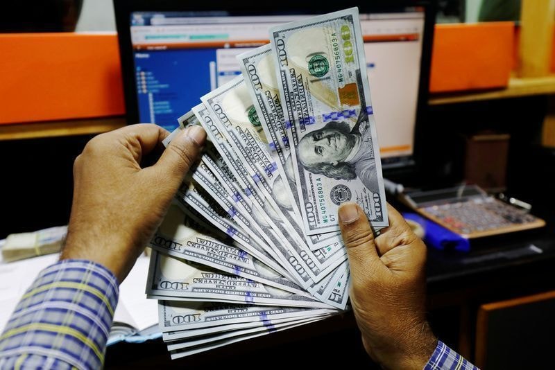 Durigan diz que Brasil está melhor que Argentina e chama Milei de “palhaço”