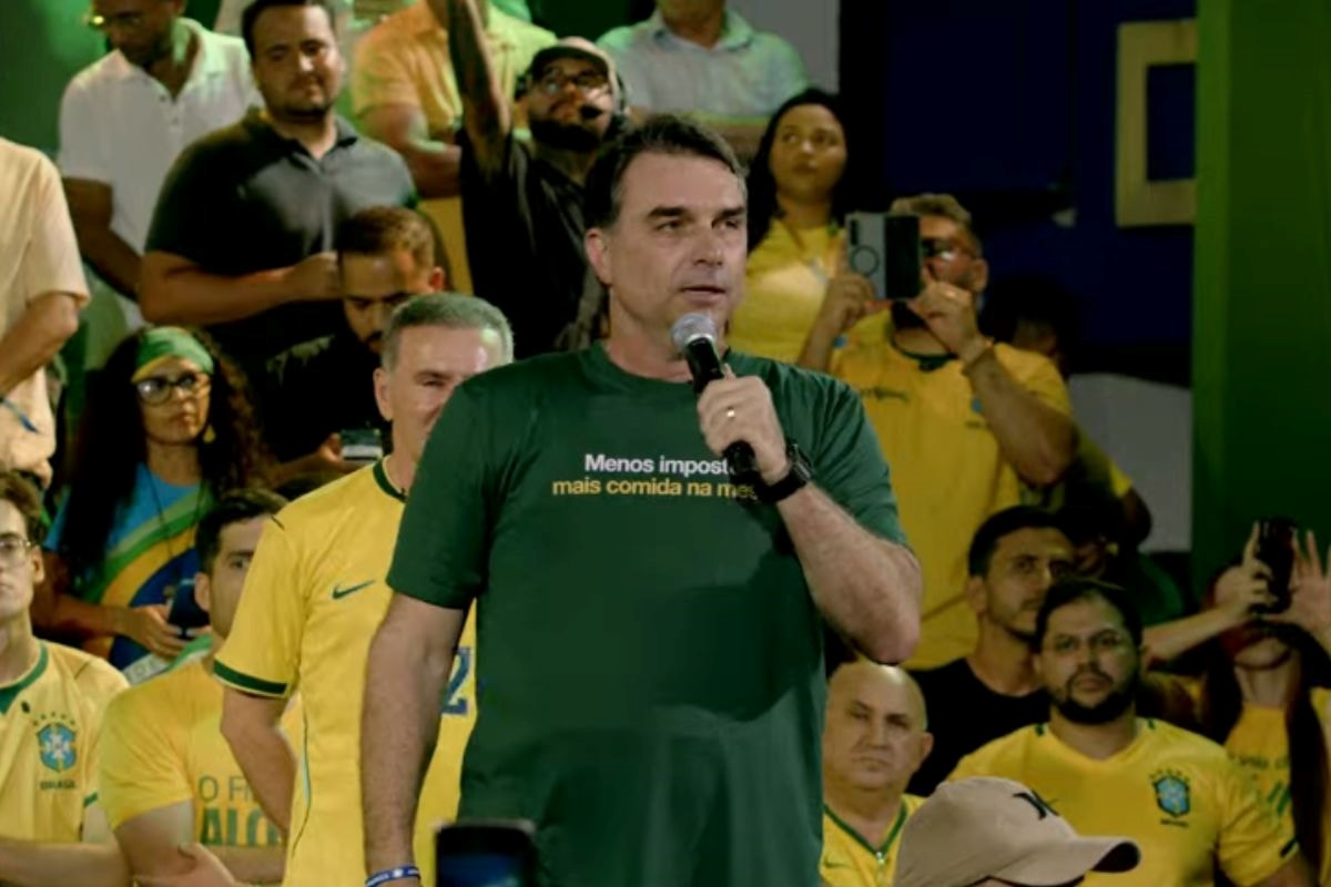 Plano de Flávio prevê novos presídios federais e redução da maioridade