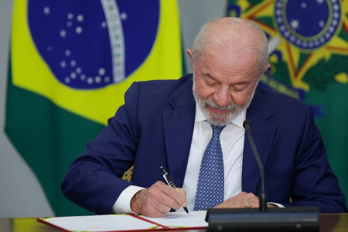 Lula decreta novas regras para atuação de big techs no Brasil