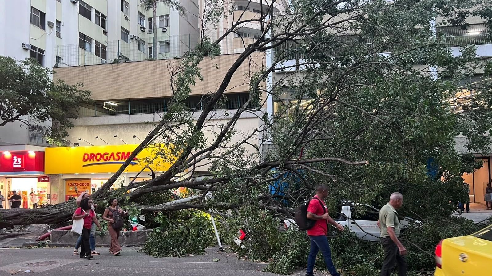 Quase 57 mil pessoas foram mortas no estado do Rio de Janeiro em 10 anos