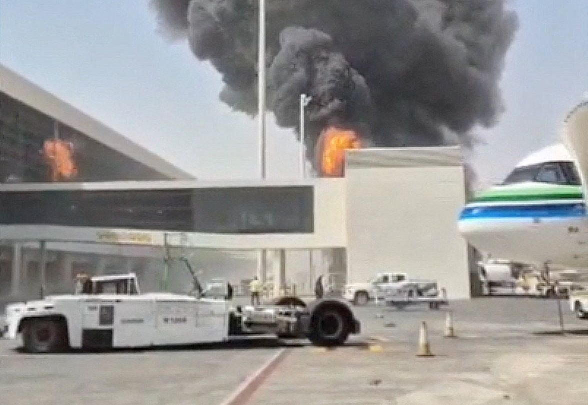 Houthis reivindicam última série de ataques na Arábia Saudita