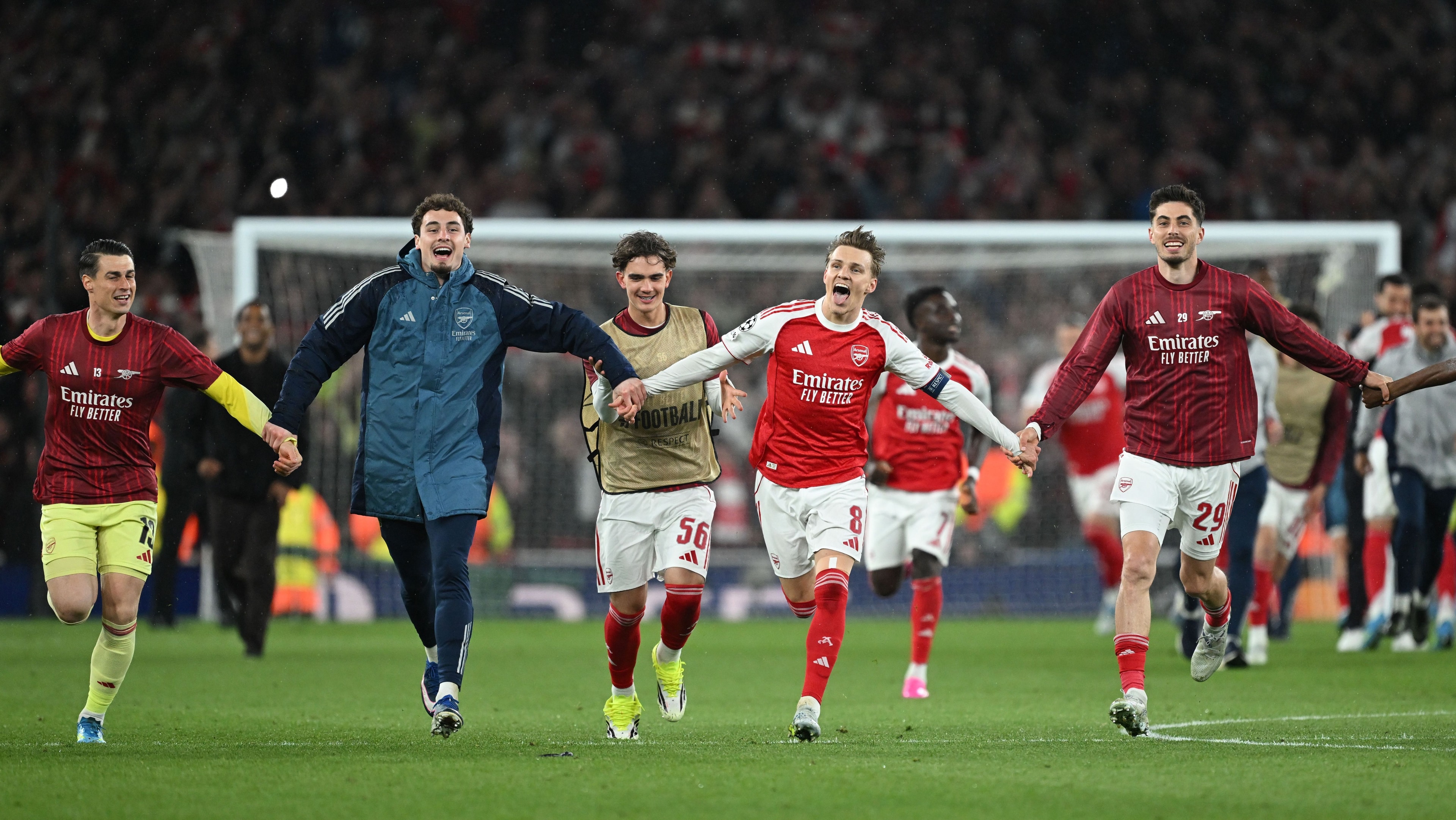Arsenal anuncia contratação de zagueiro da seleção inglesa
