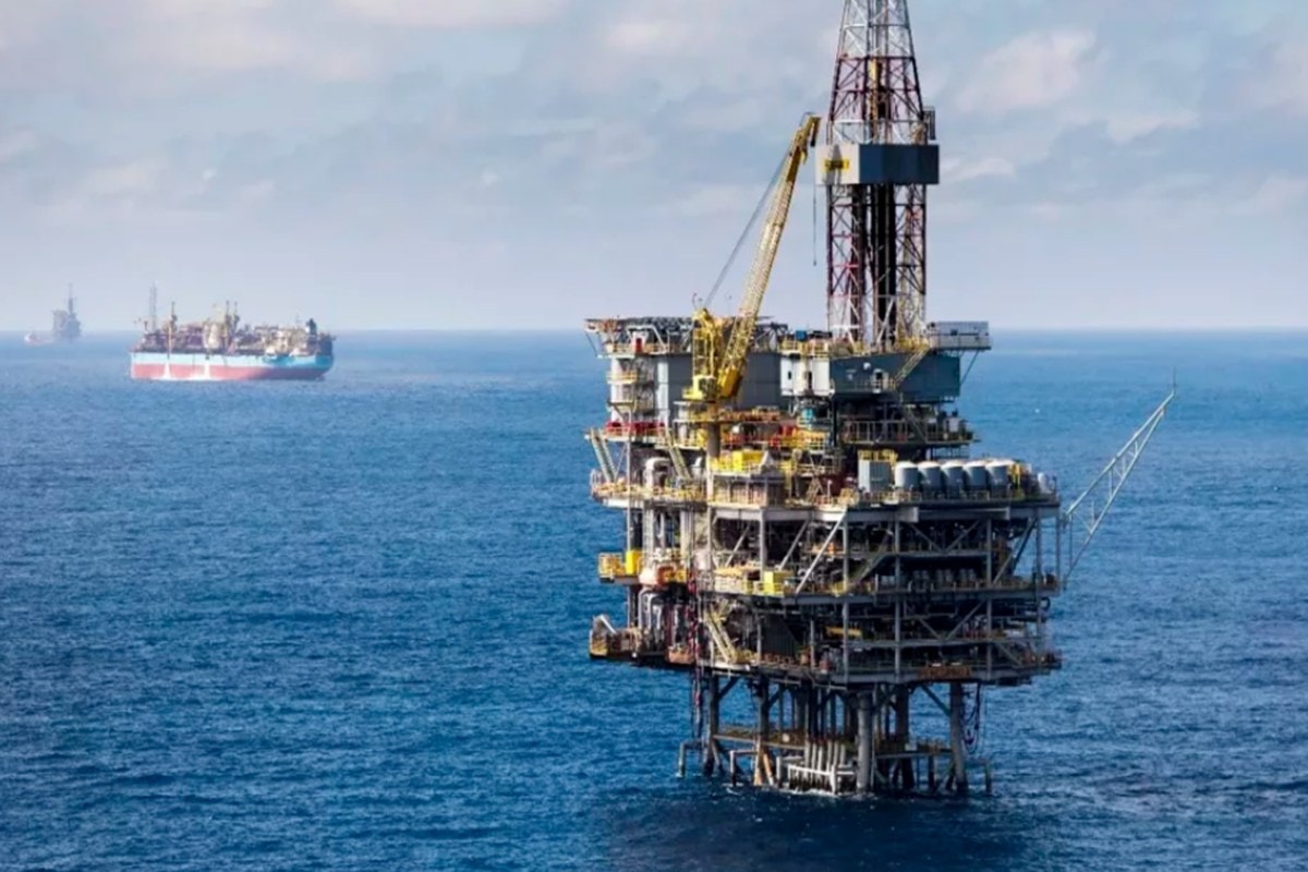 Petróleo sobe com rumores sobre plano de Trump para novos ataques ao Irã