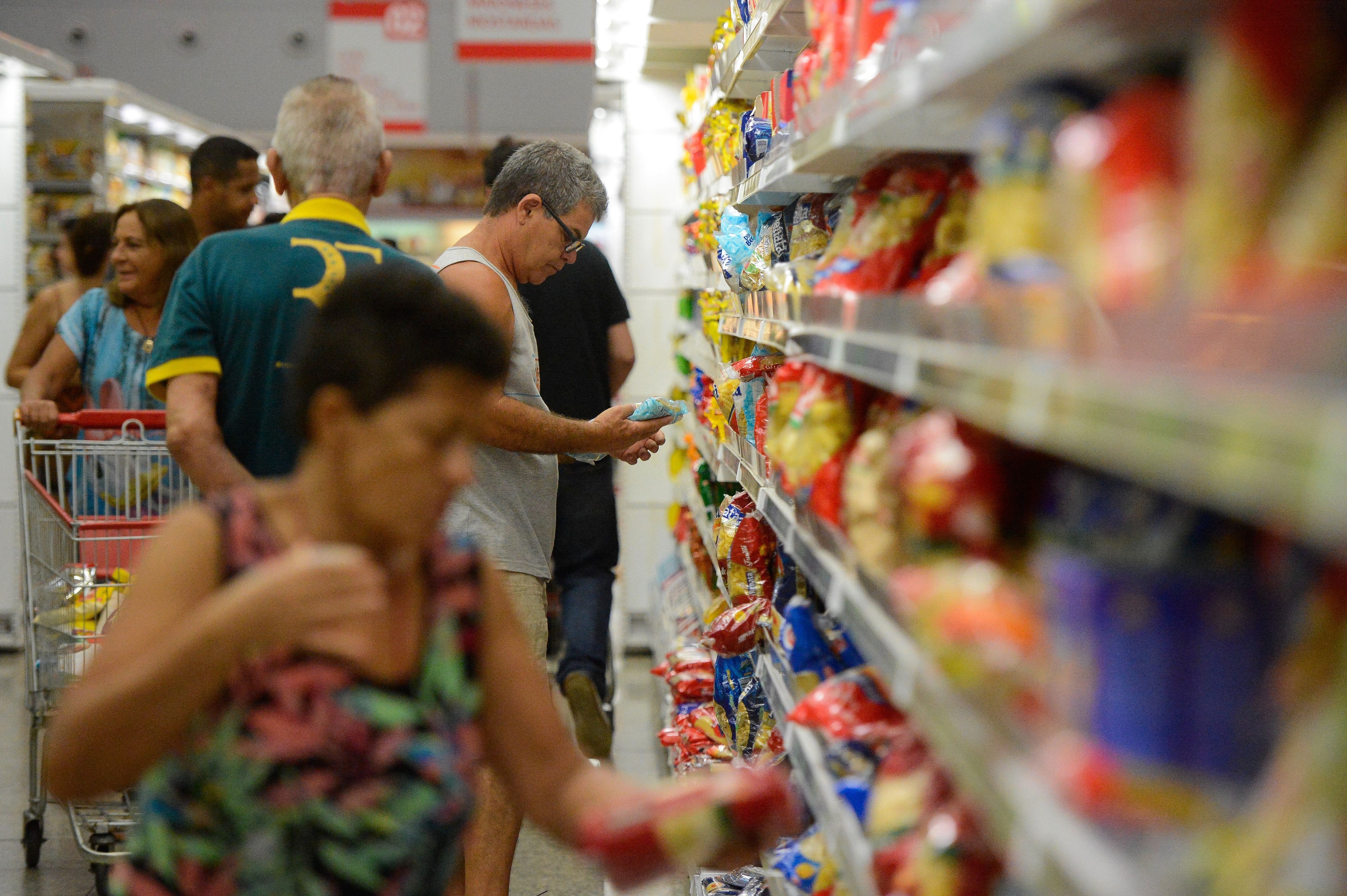 Febraban: Carteira de crédito deve expandir 0,8% em junho e 9,8% no ano