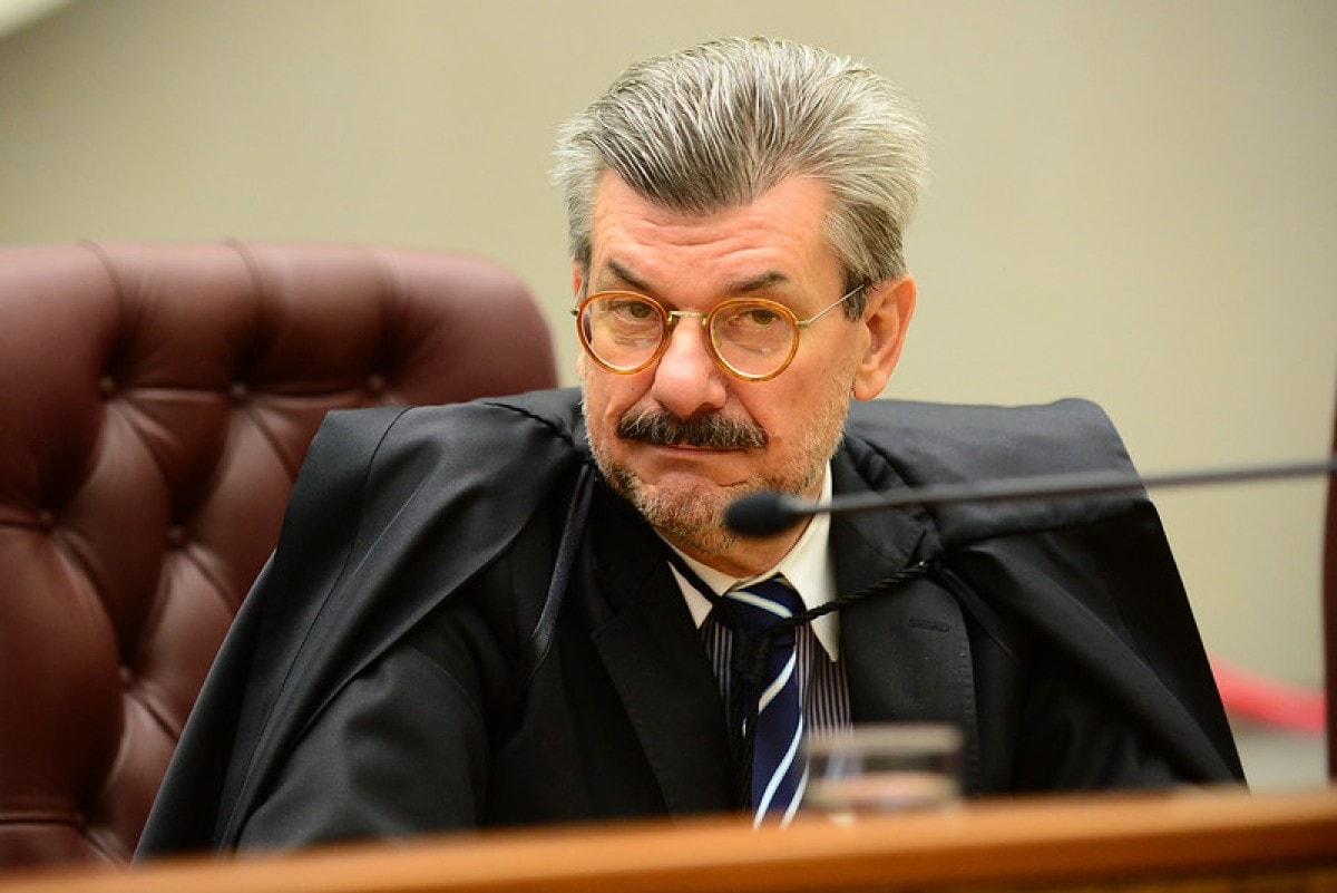 Comissão do STJ vota para condenar Marco Buzzi por importunação sexual